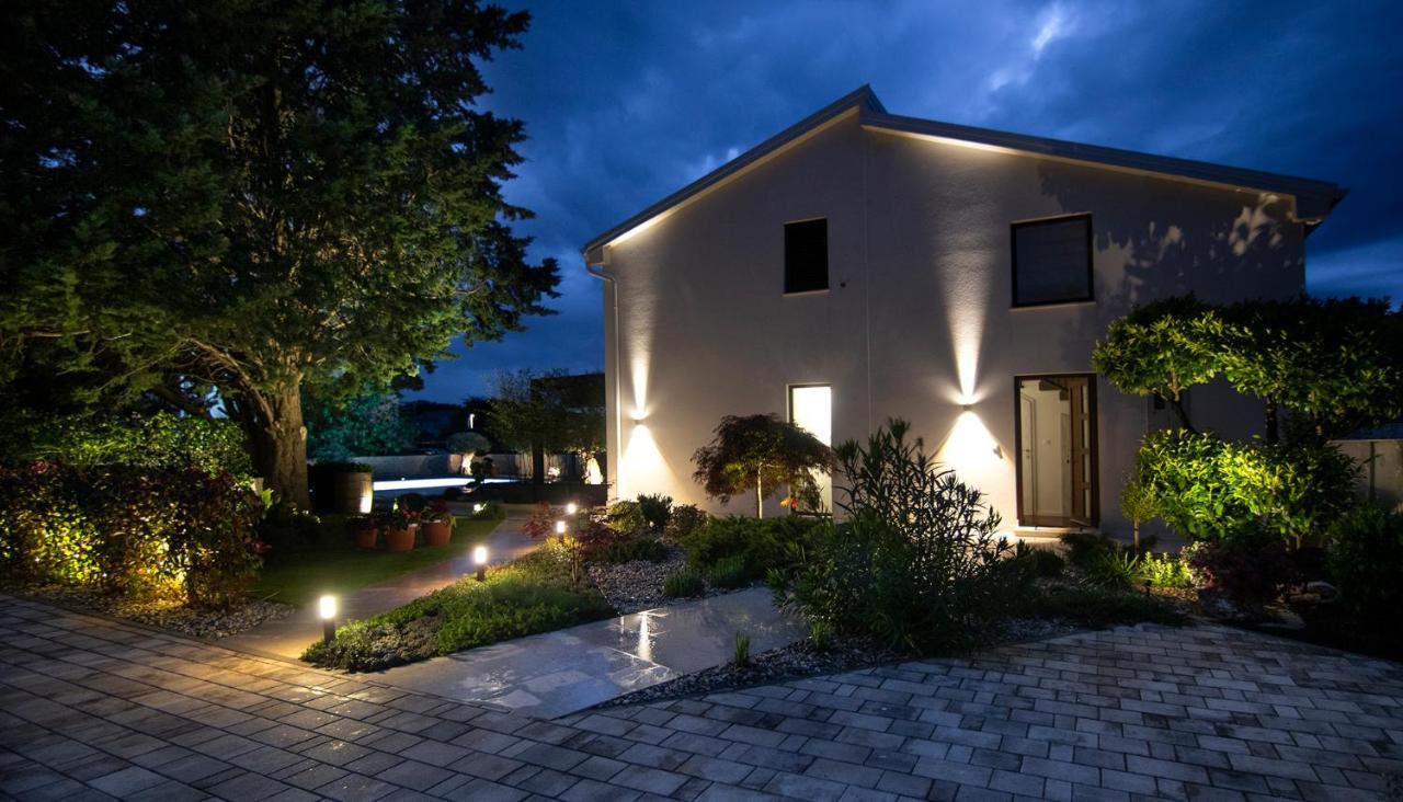 Villa Caprice - Krk Milohnici Ngoại thất bức ảnh