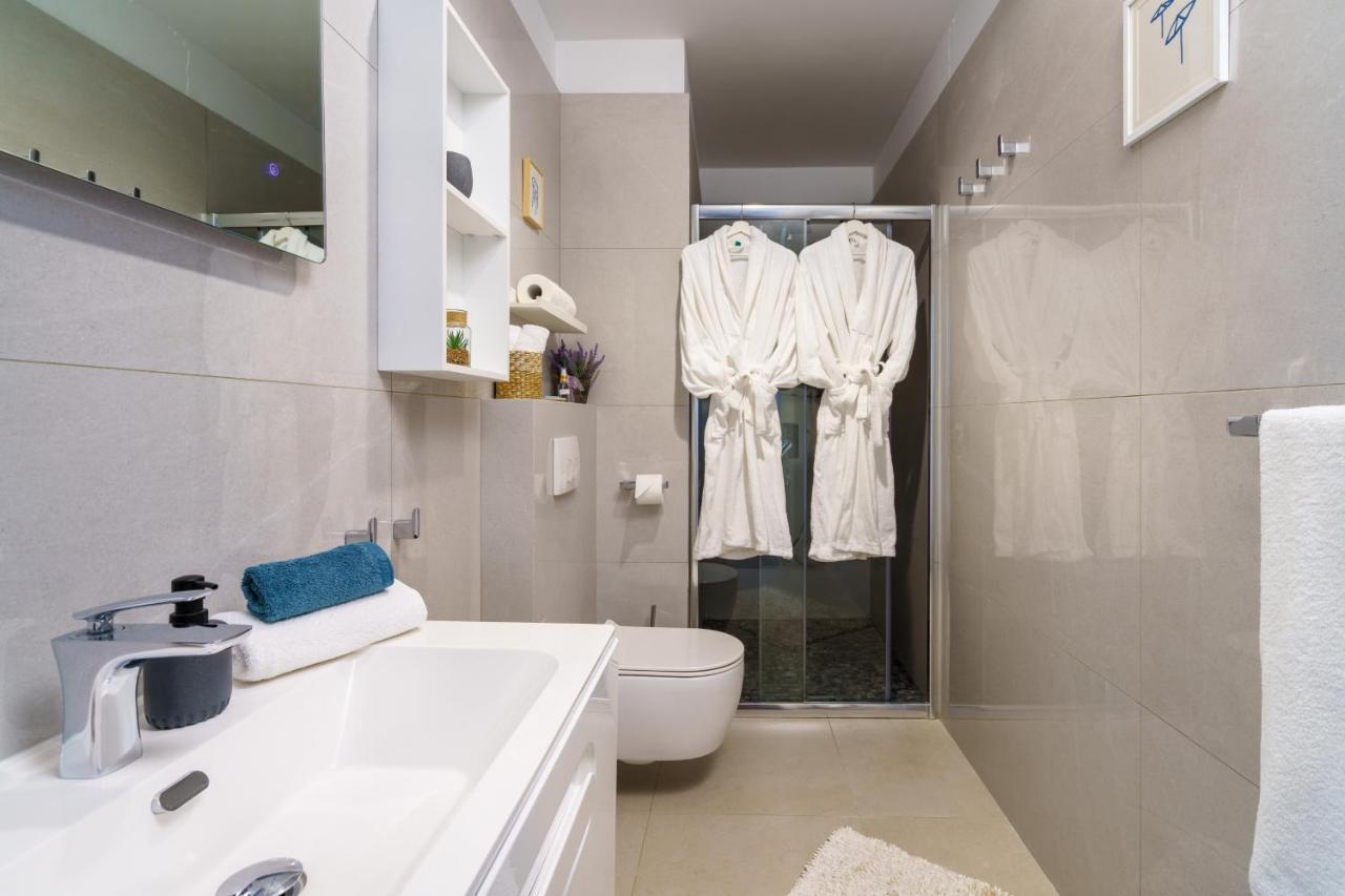Villa Caprice - Krk Milohnici Ngoại thất bức ảnh