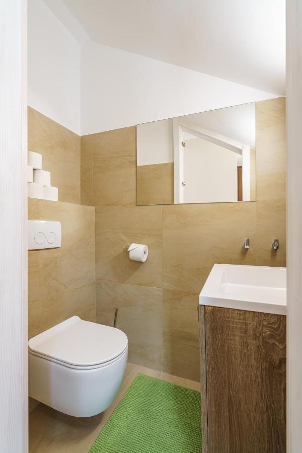 Villa Caprice - Krk Milohnici Ngoại thất bức ảnh