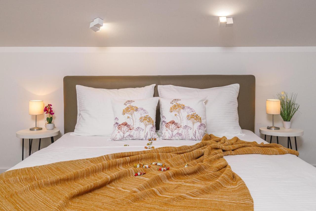 Villa Caprice - Krk Milohnici Ngoại thất bức ảnh