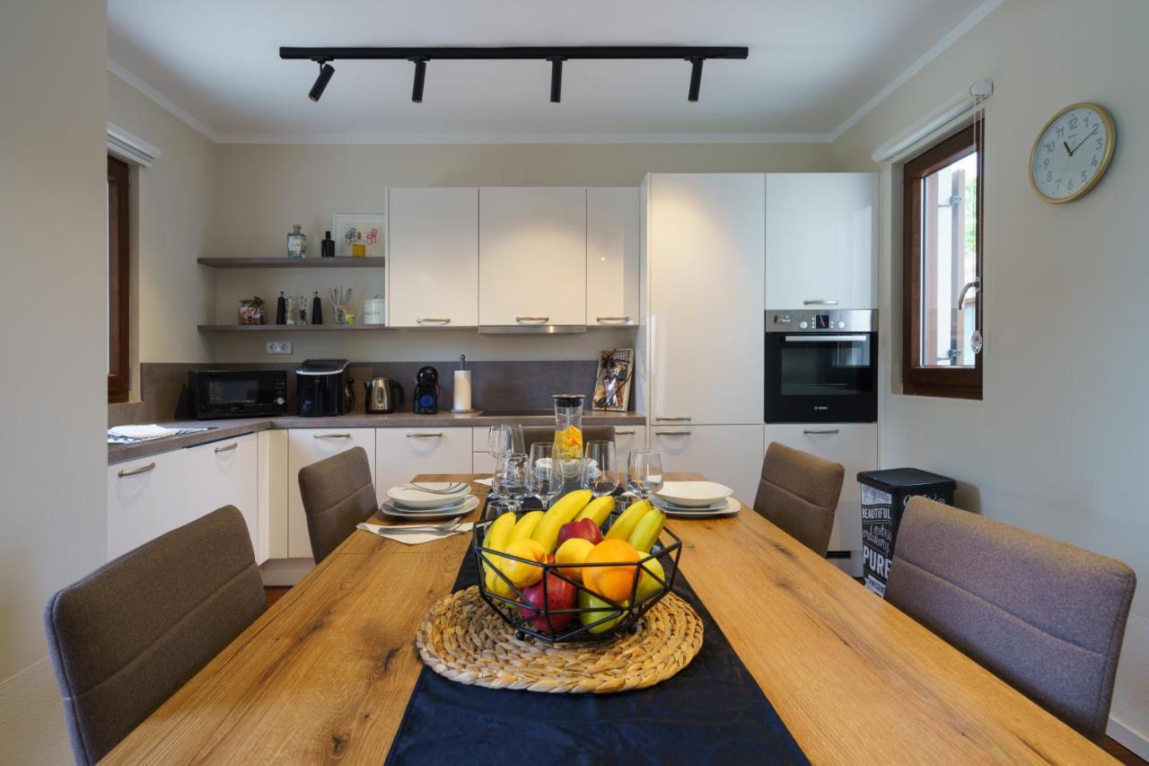 Villa Caprice - Krk Milohnici Ngoại thất bức ảnh